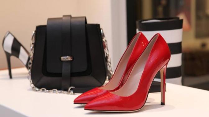 Do you usually follow the fashion trends? Are they important or no for you?