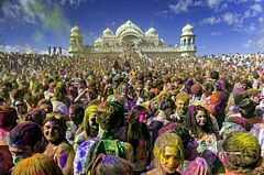 Happy Holi everyone on G@G 🍻. Where you from and you celebrate holi in your country?