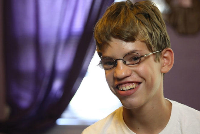 TRUE or FALSE. Women are not attracted to nerdy men?