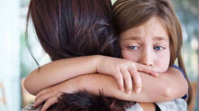 Can I truly stay in touch with my ex boyfriend’s daughter without any problem?