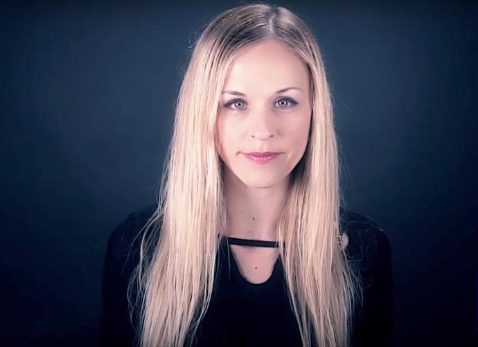 Who you think is better looking or prettier - Lana Lokteff or Jessica Alba?