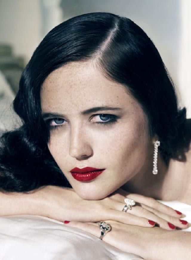 What is your favorite makeup look?