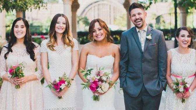 Can I have a best woman instead of a best man at my wedding?