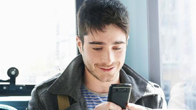 Why are men less likely to view sexting as cheating?