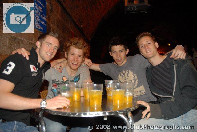 Girls, do you ever fantasise about deepthroating a random hot guy that you see on a night out or in the street?