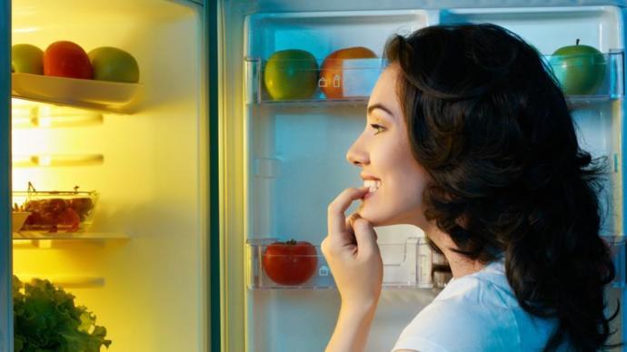 Do you have late night snacks often?