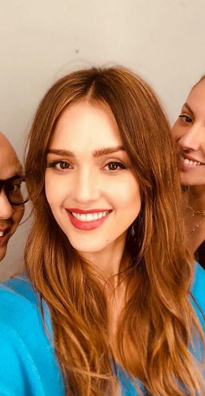 Who do you think is prettier or better looking - Beyonce or Jessica Alba?