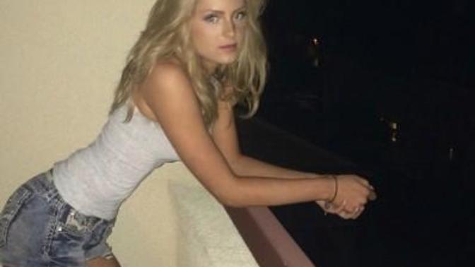 Guys, is it true men prefer tall girls because of their long legs?