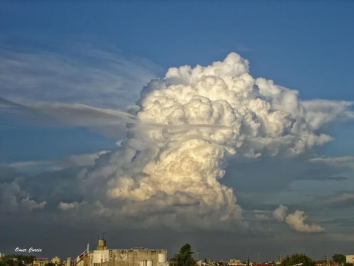 What's your favorite kind of high-altitude cloud?