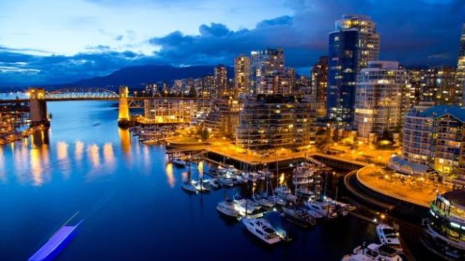 How difficult is it to get a job in Canada?