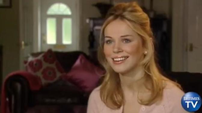 Who is more attractive? Scarlett Johansson or ”scientifically most beautiful” girl?