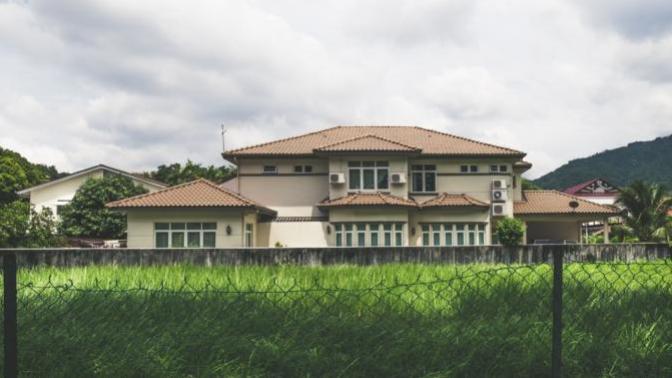 Do you think less of people that don't take care of their yard?