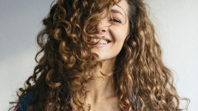 How do I fix my hair (Dry, split ends)?