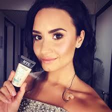 What eyebrows are the most attractive?