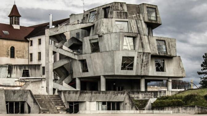 THIS Modern Architecture, Thoughts?