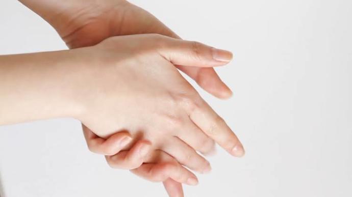 Do You Have Nice Hands/Feet?
