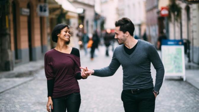Girls, what are rules for a first date and what is expected to happen on the first date?