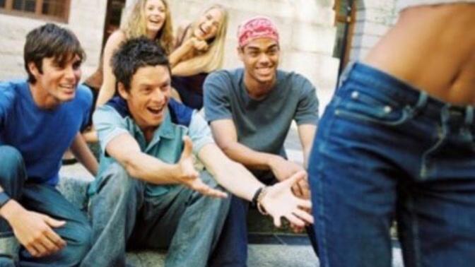 Have You Ever Caught Someone Of The Opposite Sex Checking You Out? How Many Times?