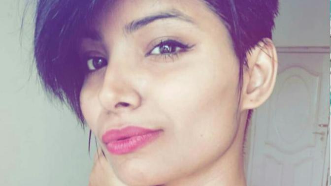 Do you think the girl in the pic (in description) did lips surgery?
