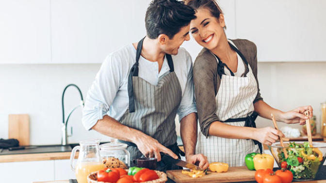 Who would you say are better cooks: men or women?
