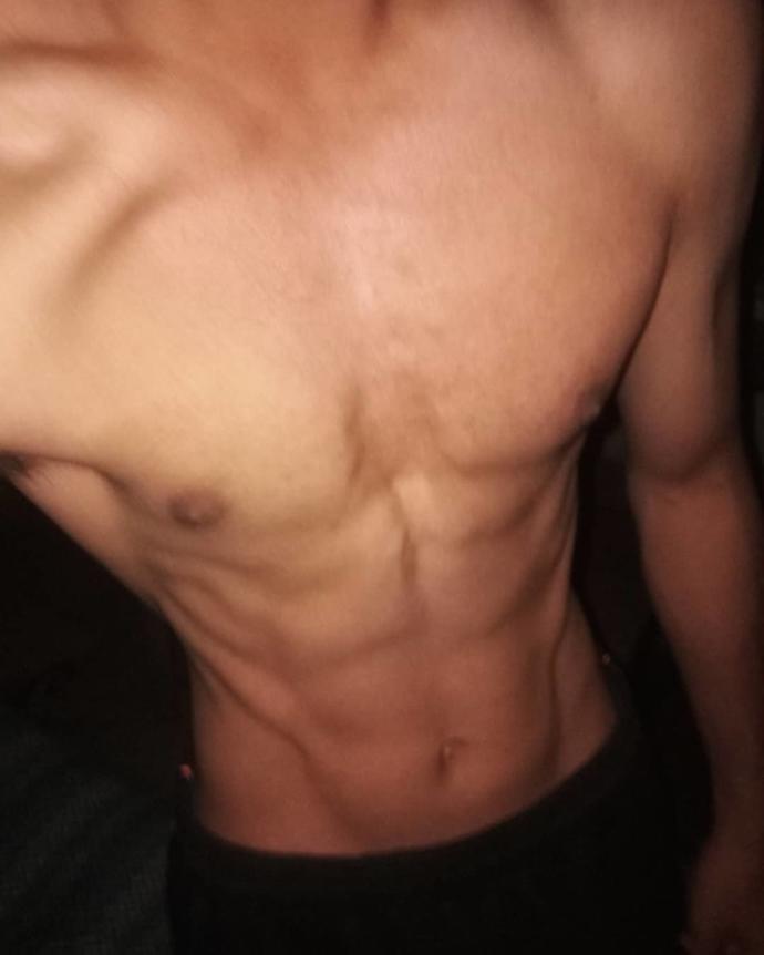 What Causes Someone To Get A V Line? Do You Have A V Line? GirlsAskGuys