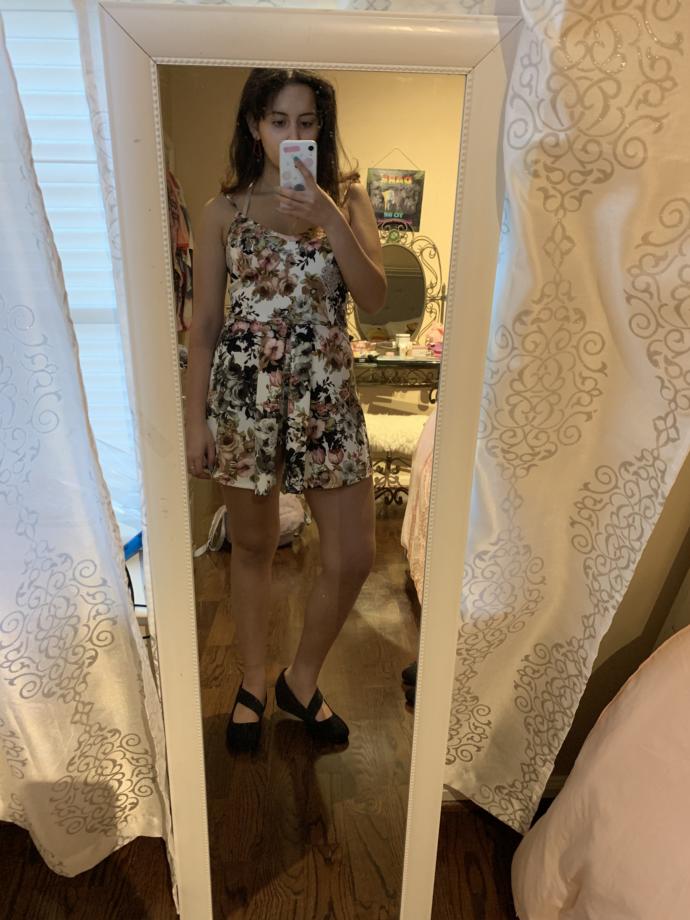 Which of these outfits should I wear to the museum?