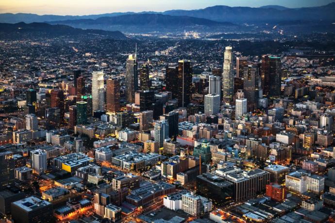 Which city is more dangerous? New York or LA?