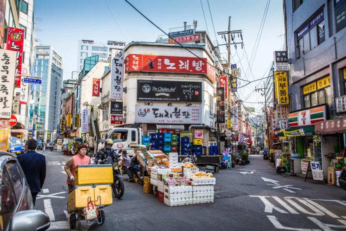 South Korea vs Japan: Which of these two East Asian countries would you prefer to live in?