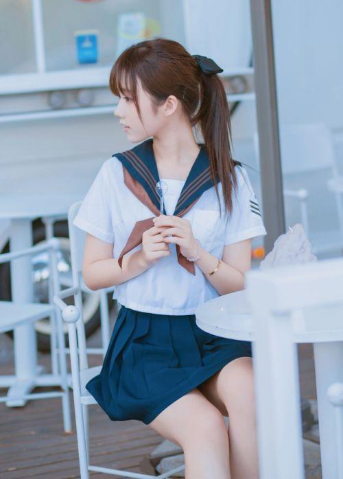 Guys, Which girls' STYLE is the most preferable attractive?