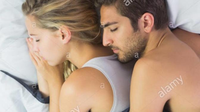 Girls, Can opposite gender friends cuddle?