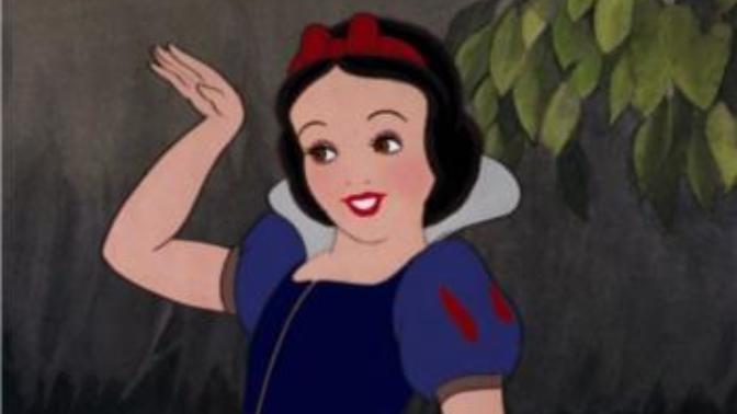 Does anyone else notice Snow White doesn’t have a nose?