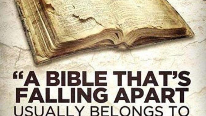 Christians, do you read your Bible or is it just a dust drawing shelf decoration?