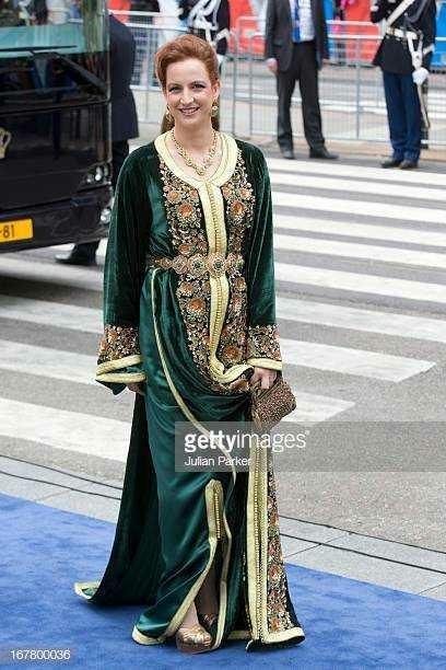 Which country has the best traditional clothing?