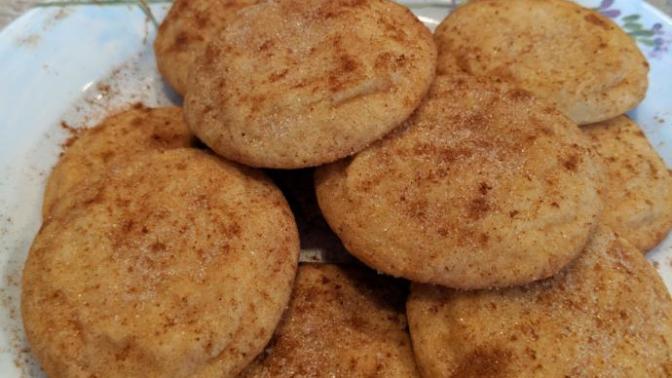 ❤️ What do you think of my Snickerdoodles and Oatmeal Apple Cobbler muffins?