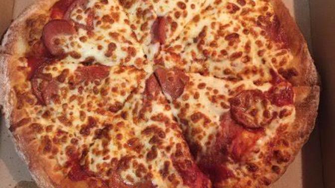 Who wants to eat this pizza with me?
