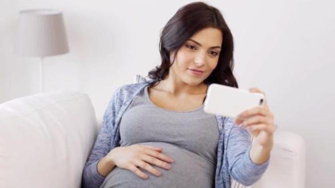 Do you think 18 is an okay age to get pregnant?