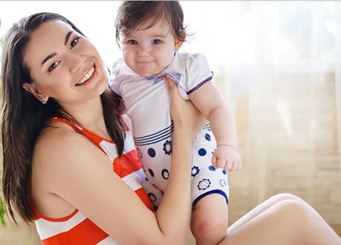 Would you rather have a male babysitter or female babysitter?