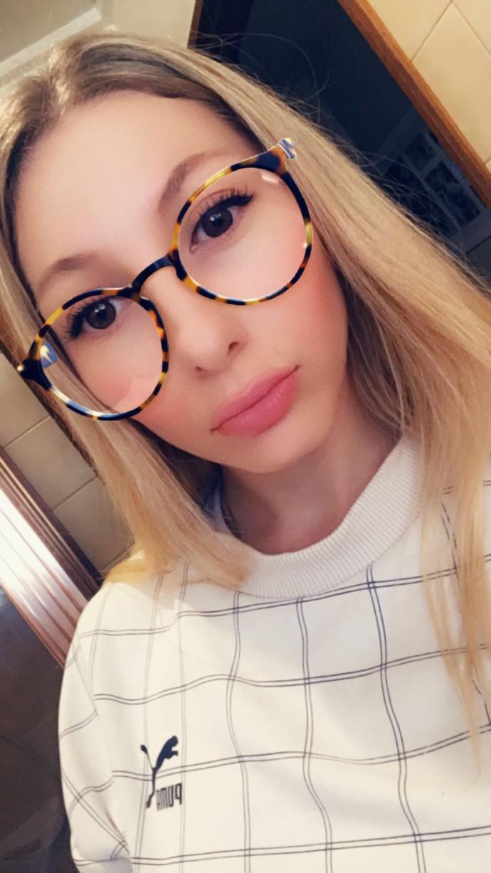 my natural hair or straight?