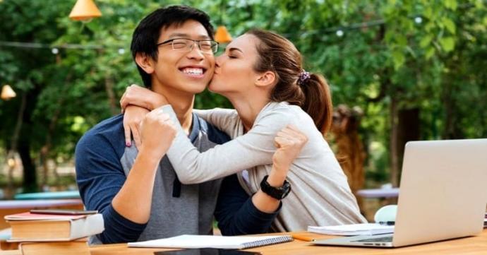 How to get out of the “friendzone”?