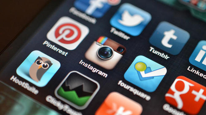 Which social media apps do you use often like everyday?