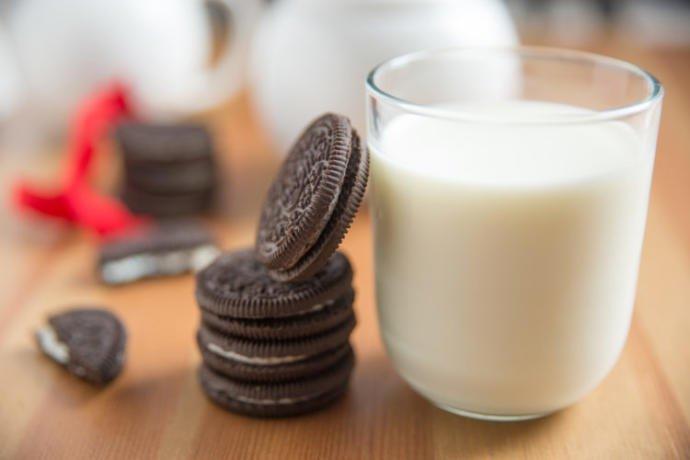 When eating an Oreo, do you prefer the cookie part or the cream part?