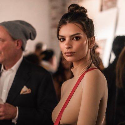Is Emily Ratajkowski attractive?