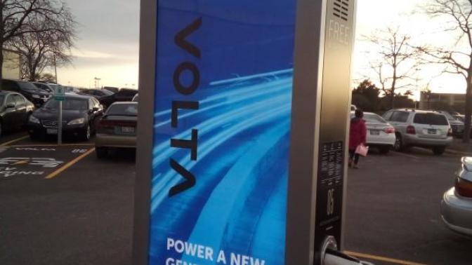 Do you have a car that uses volta and if so have you used the mall parking space for that?