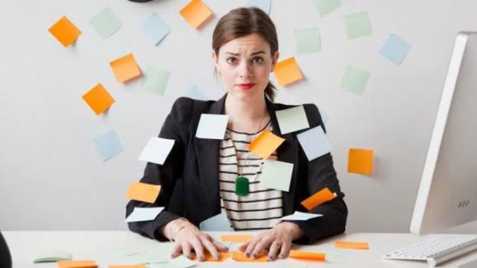 Can you date a workaholic woman?