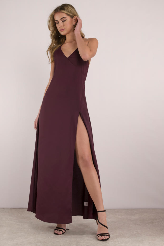 What she wore was basically exactly like this, but dark blue.