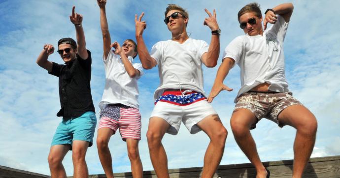 And I wore something like this... not those exact patterns, but regular brown shorts of about that length, and a casual tee.
