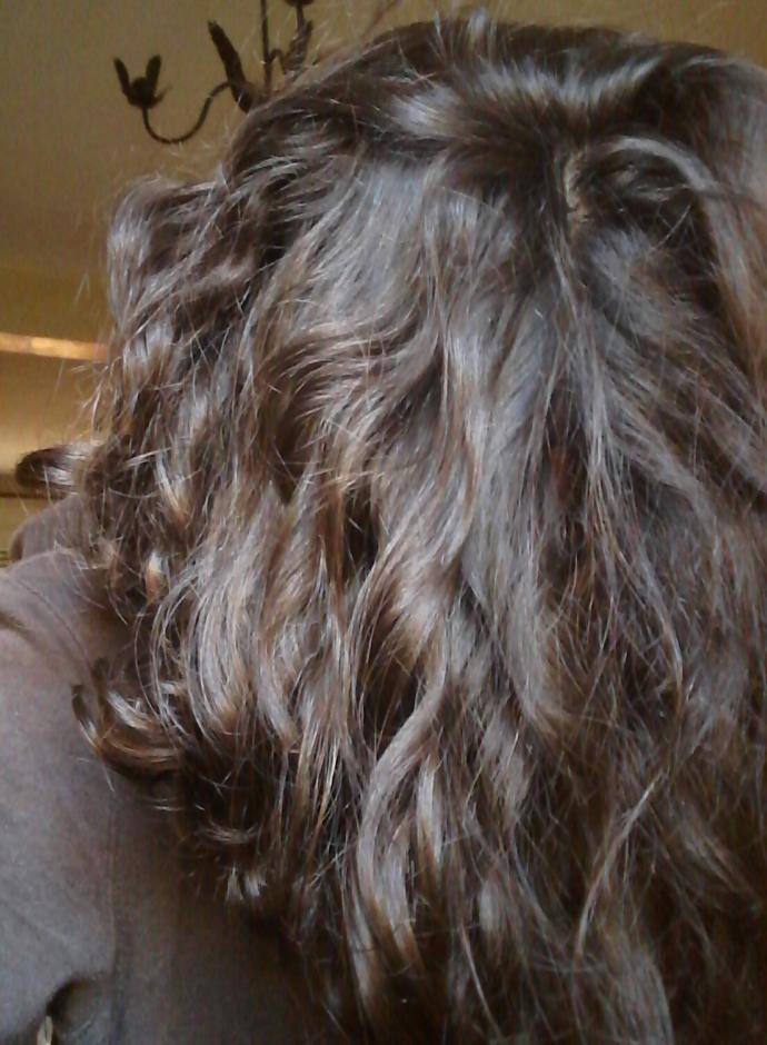 Would pink dip dye revive my natural hair colour?