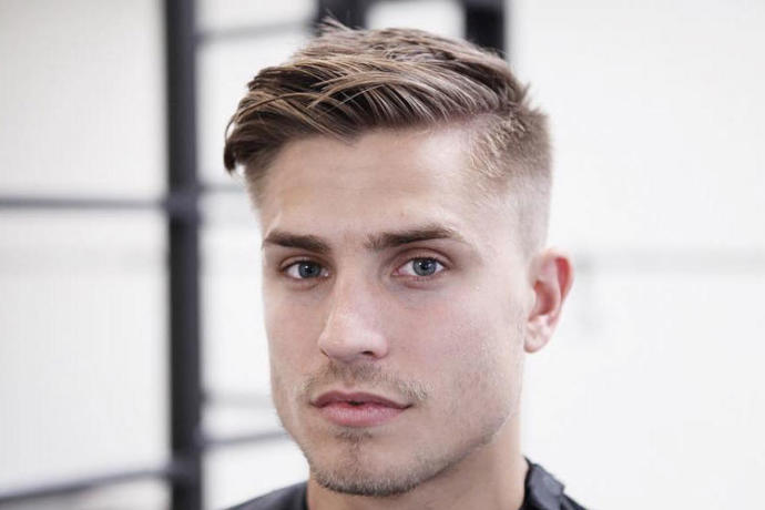 Do you think this hairstyle is good for a man, do you think it looks feminine, or looks masculine?