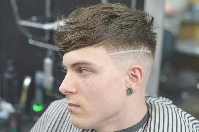 Do you think this hairstyle is good for a man, do you think it looks feminine, or looks masculine?