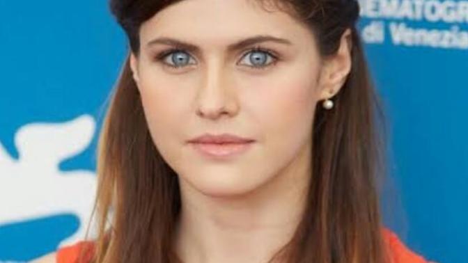 Who do you think is prettier, better looking or more attractive - Alexandra Daddario or Kate Upton?